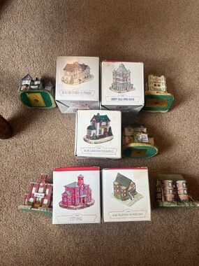Village Ceramic Miniature Houses Set - Multi Color